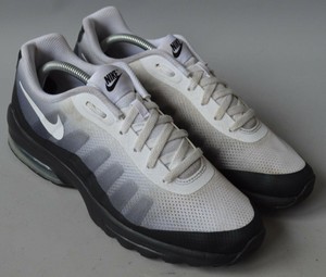 nike air max invigor 42.5