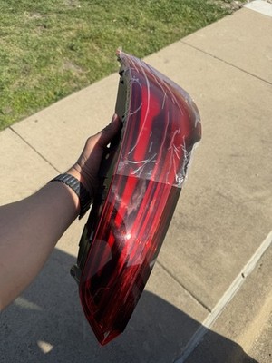 Audi Q5 SQ5 2021-2024 Right Side LED Tail Light Stop Lamp 80A-945-075-C New OEM