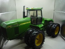 Parts Custom Replacement John Deere Custom 8850 4wd W/firestone Duals Cab1/16ert