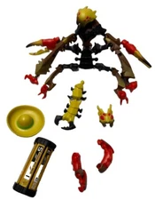 XEVOZ Battling Figure Kit Sectoid Dune Stinger ,2004 Hasbro Stikfas