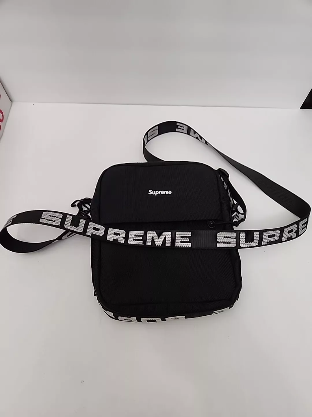 Sac bandoulière Supreme SS18 en nylon noir 