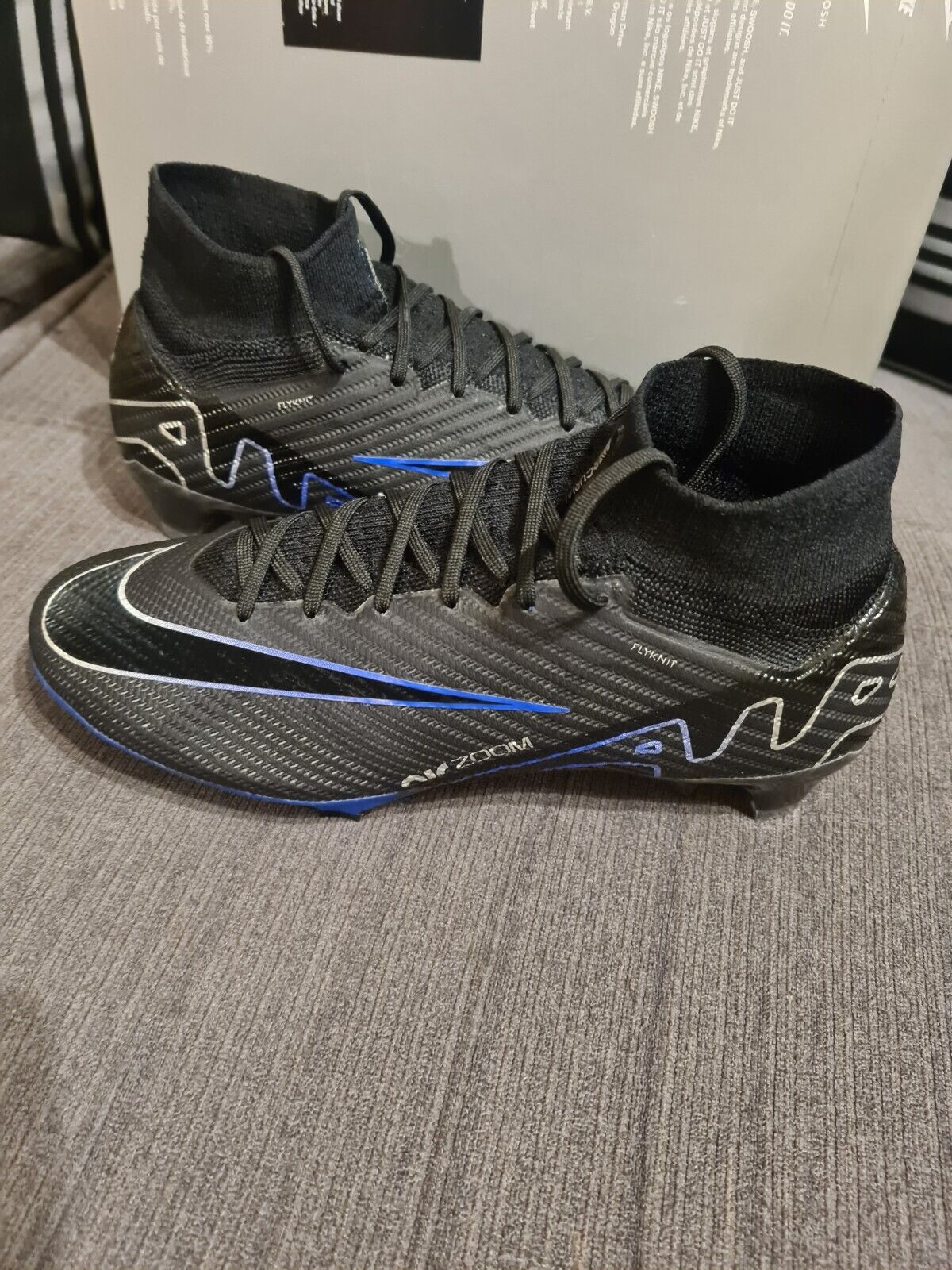 Picture 1 of 11