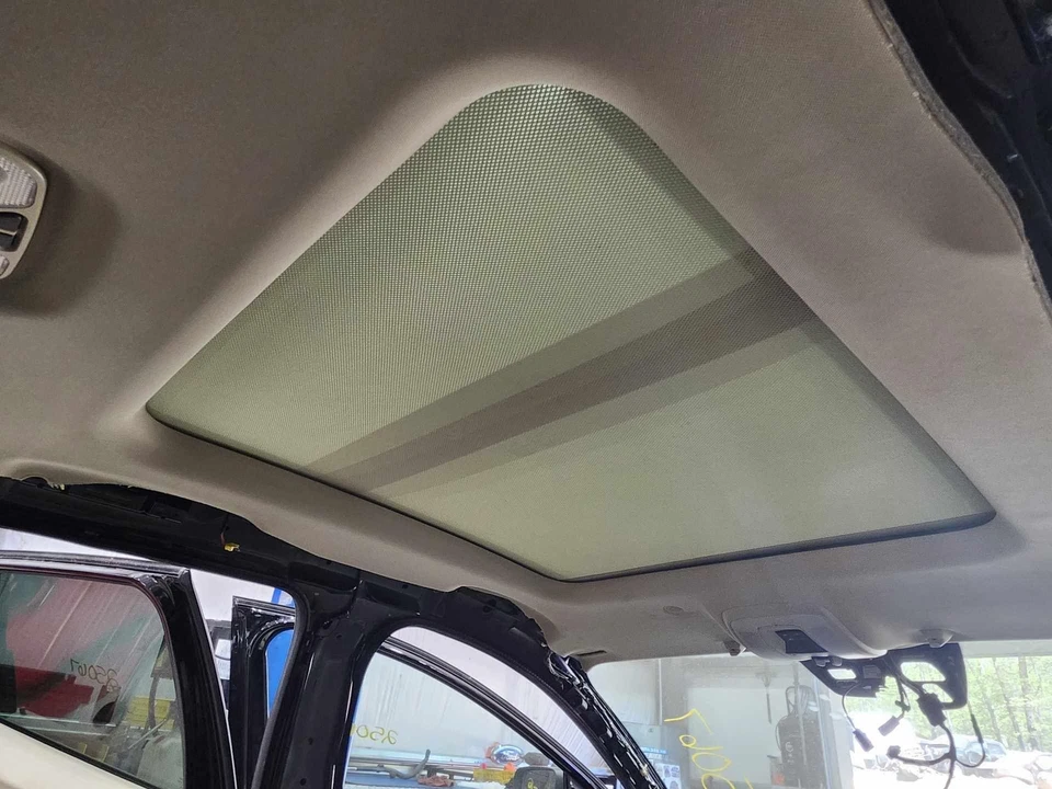 Conjunto de vidrio techo corredizo panorámico Volvo XC60 10-17 con marco y motor OEM Foto 4 de 4