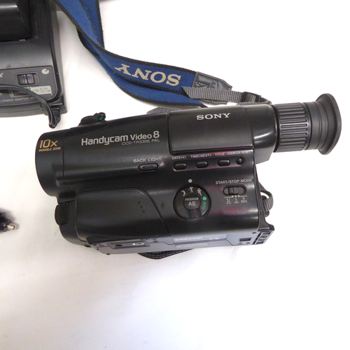 Sony handycam video 8 black CCD-TR33OE - Picture 3 of 8