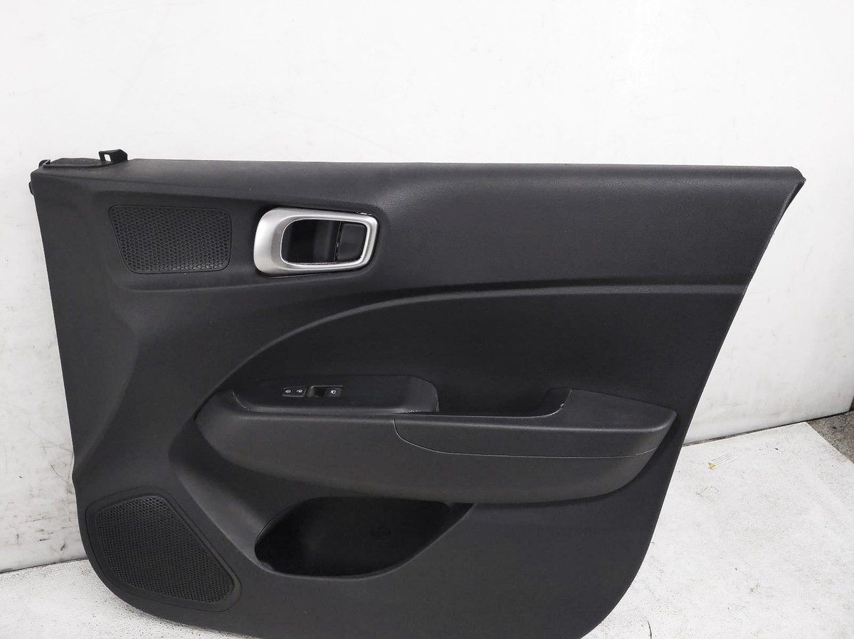2020-2023 Hyundai Venue Front Passenger Interior Door Panel Trim