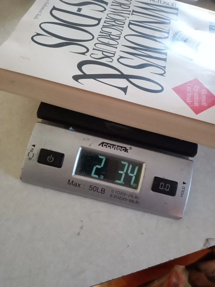 Libro impreso vintage temprano de Microsoft Windows para grupos de trabajo y MS-DOS EE. UU. en 1994 Foto 3 de 4