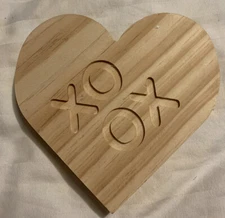 Mondo Llama Valentine's Day Wooden Engraved Conversation Heart XOXO