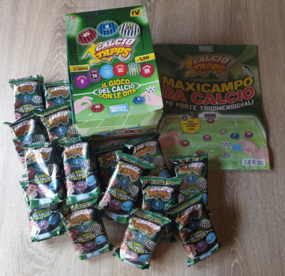 1 BOX 16 X SACHETS + FOOTBALL PLAYING FIELD TAPPS WITH FINGERS + 2 DOORS 3D