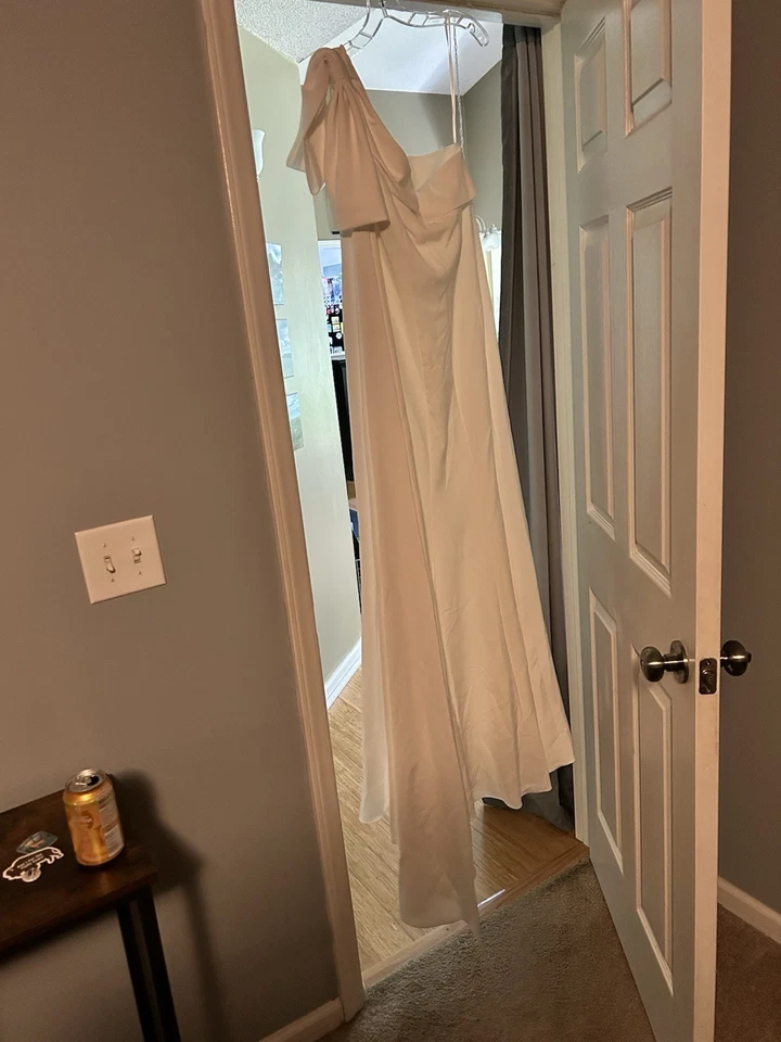 Vestido capa vow’d Foto 4 de 4