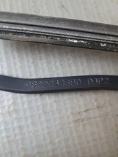 PEUGEOT 208 II UB, UP, UW, UJ Scheibenwischer vorne 9822931880 33213664