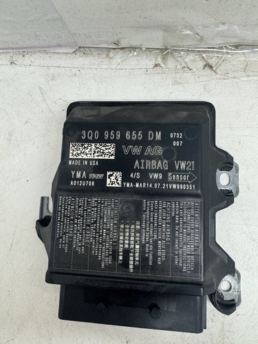 2021-23 VOLKSWAGEN ATLAS GENUINE DIAGNOSTIC COMPUTER SRS MODULE OEM 3Q0959655DM - Picture 2 of 7