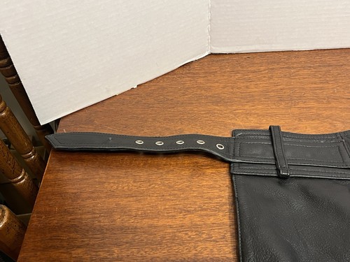 Genuine Harley Davidson Black Leather Chaps Mens Small - Cuffs Damaged - Picture 5 of 24