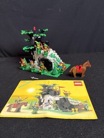 1987 Lego 6066 Camouflaged Outpost Knights Knights Castle Forestmen