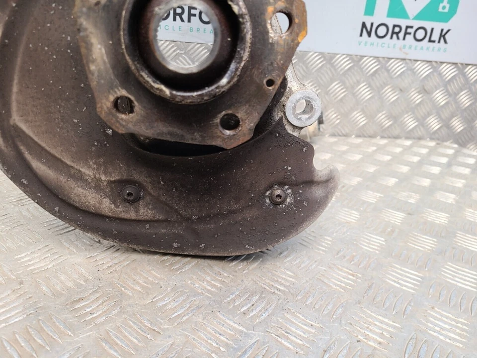 AUDI Q5 FY Front Left Suspension Leg Strut Hub Arms 80A413031AG - Image 2 of 4