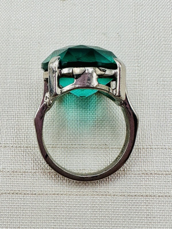 Antique Art Deco Sterling Ring Round Faceted Emerald Green Glass Stone Sz 5