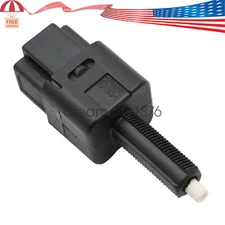 25320AX10A/25320AX00A Brake Light Switch Lamp for Nissan / Infiniti / Subaru