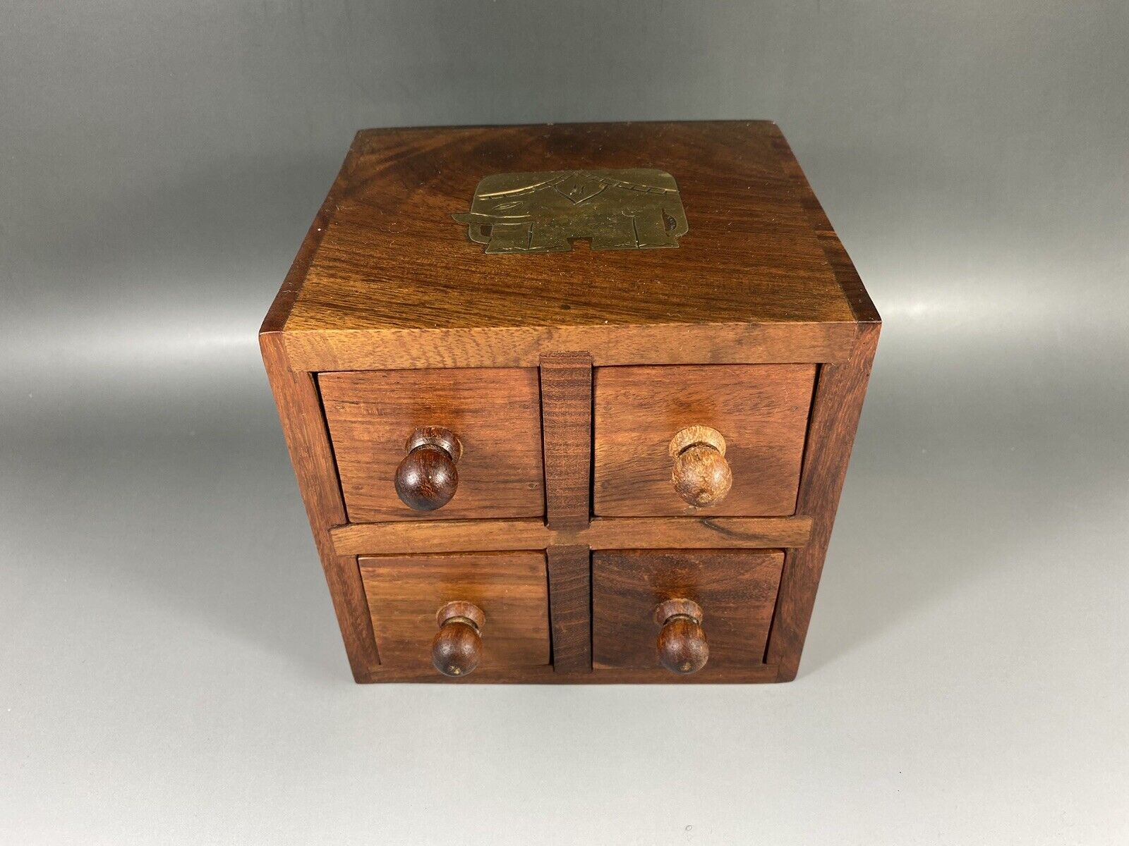 Picture 11 of 24