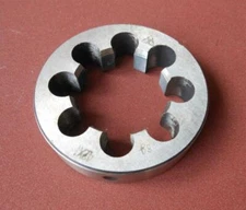 1Pcs HSS Right Hand Die 1 9/16"-18 Dies Threading 1 9/16-18