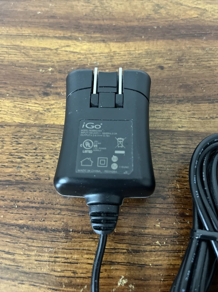 iGo 6630043-0326 AC Adapter Micro USB 4.2 - 6V 0.75A - Image 2 of 3