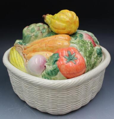 Large Fitz & Floyd Ironstone 2 1/2 Quart Covered Serving Dish w/ Vegetables