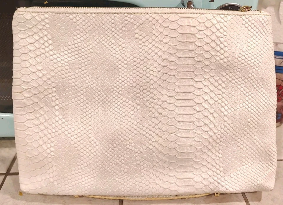 BeBe сумочка мешок застежки Дамская сумка бумажник желтый белый лазерный вырез - Изображение 3 из 4