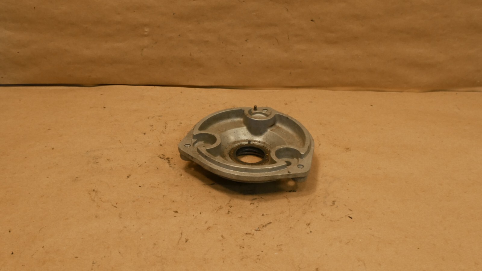 Ferrari 308 Mondial Cap Distributer Support PN 119399