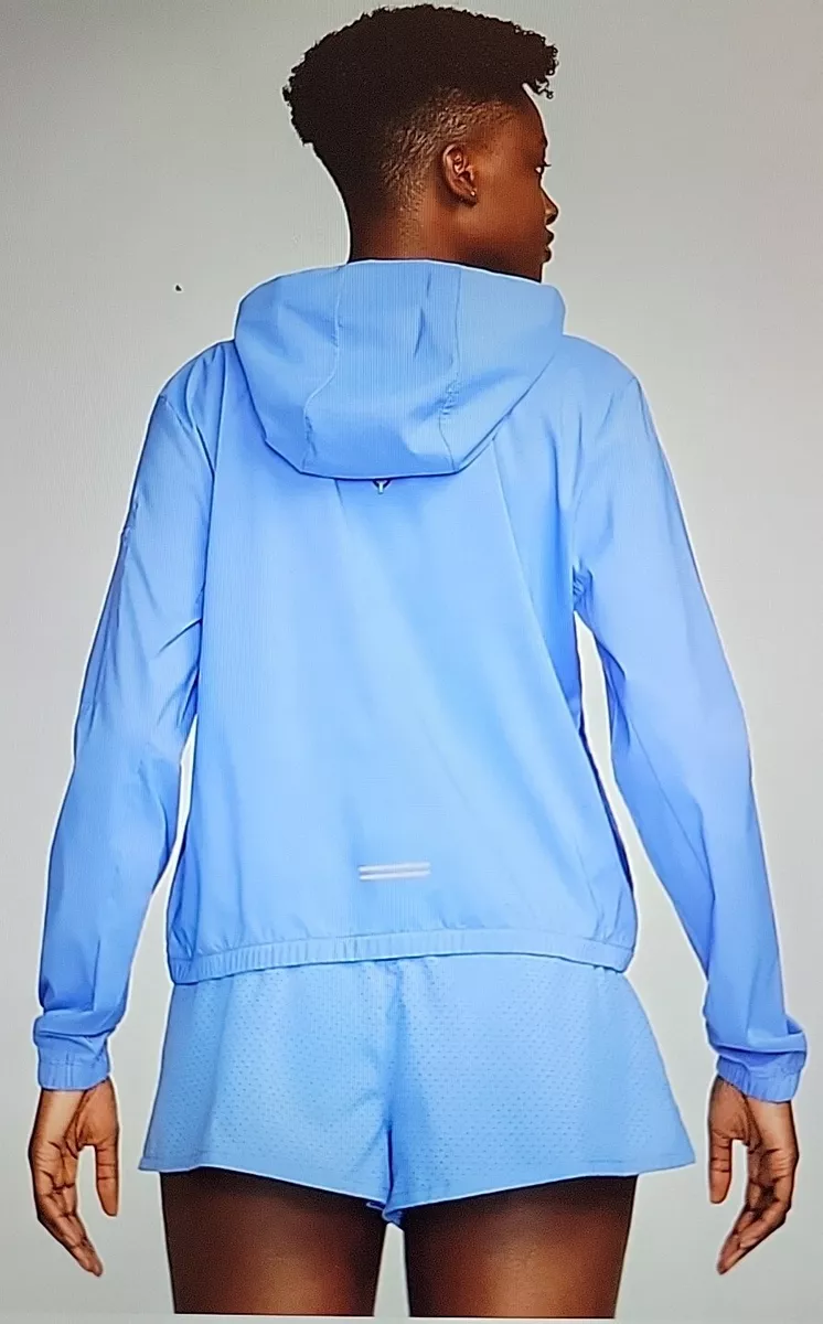 nike impossibly light