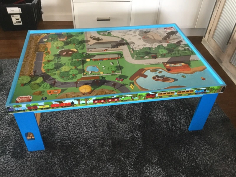 gumtree train table