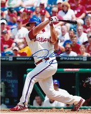 DARIN RUF   PHILADELPHIA PHILLIES   ACTION SIGNED 8x10