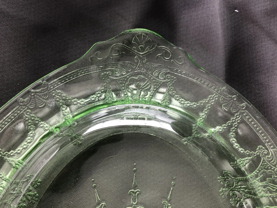 Uranium Vaseline Green Cameo Ballerina 12" Closed Handles Platter chips handles - Image 3 of 4