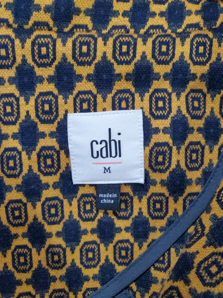 Chaqueta Blazer CAbi Destacada Medallion Mediana 3372 Mostaza Azul Marino Kensington Mod Foto 4 de 4