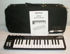 MIDI PLUS AKM322 32 keys USB MIDI Keyboard Controller w/ Padded Case & Cord