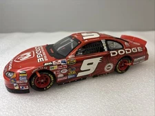 Kasey Kahne #9 2004 Dodge Dealers Dodge 1:24 Plastic Built JWTBM Model. 