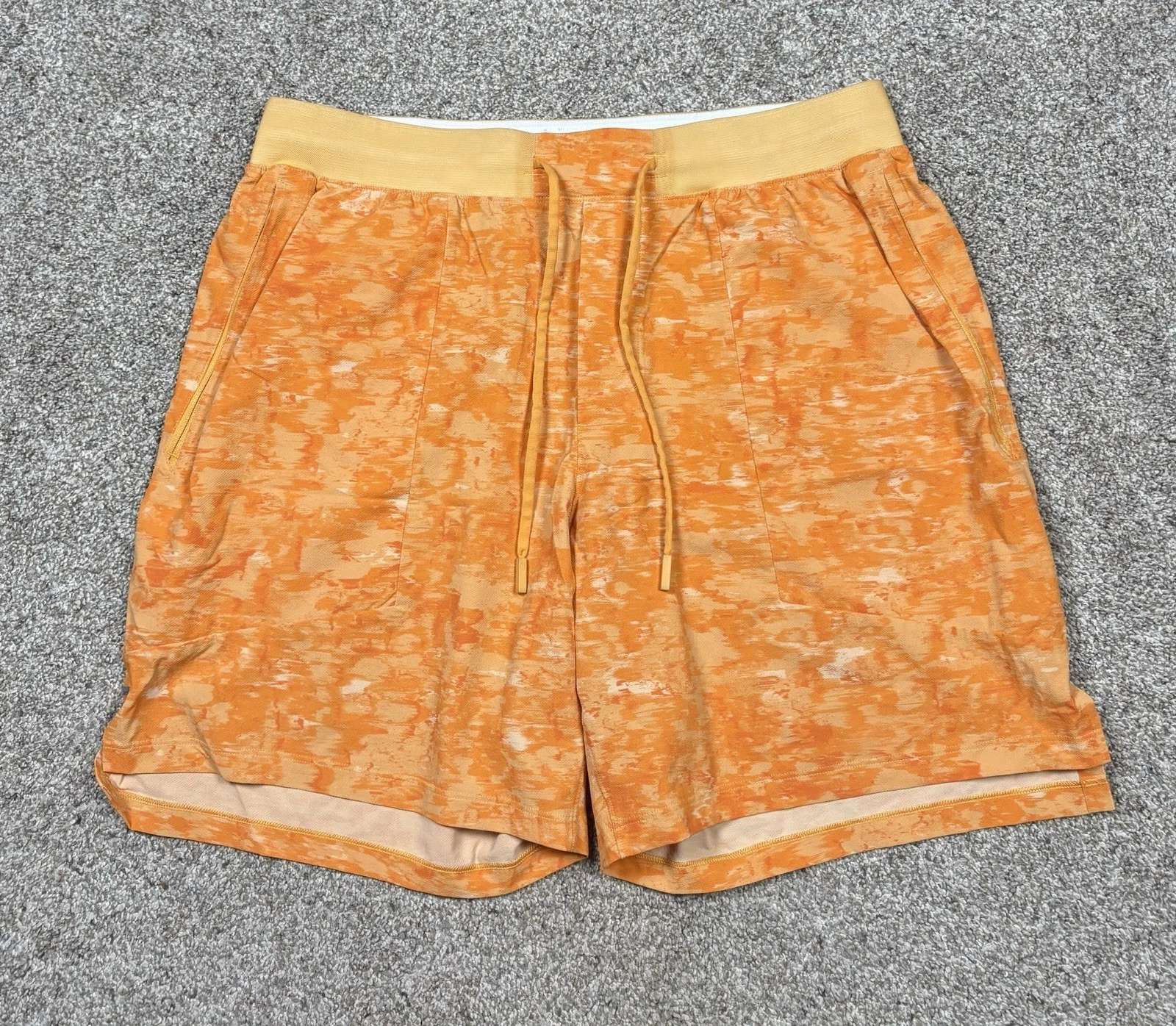 Lululemon License to Train Shorts 7" Inseam Men’s Size Large Orange LM7BDXS