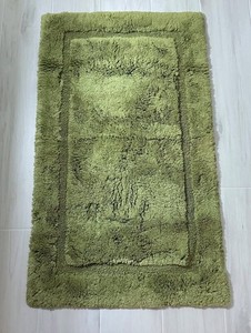 Frontgate Resort  30” x 50” Meadow Green Bathroom Rug EUC
