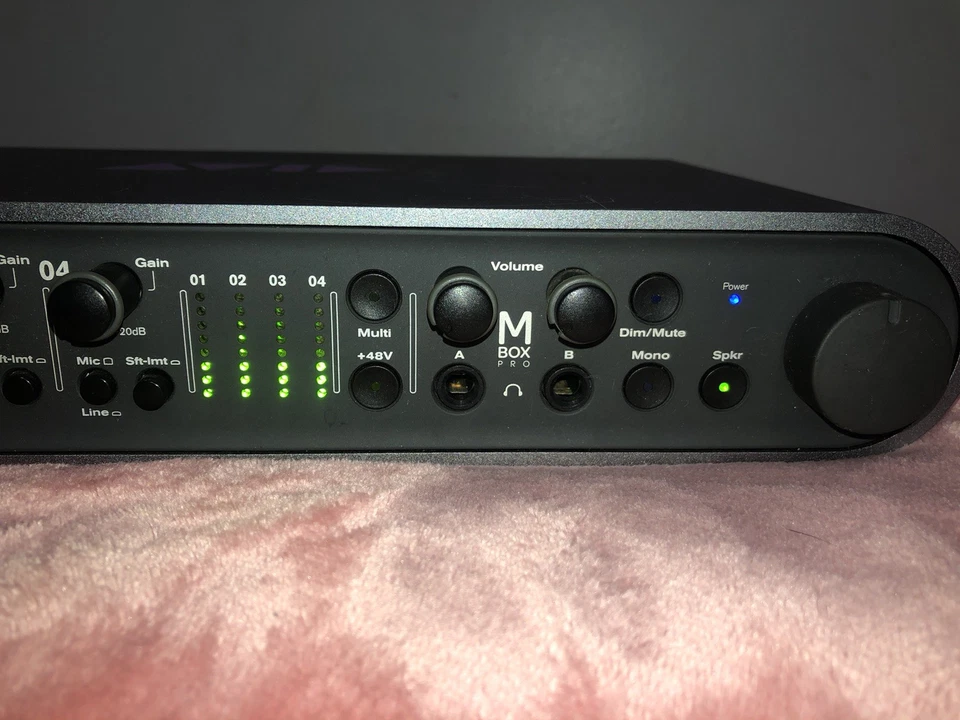 Avid Mbox Pro High Resolution 8x8 Audio Interface FIREWIRE - Image 4 of 4