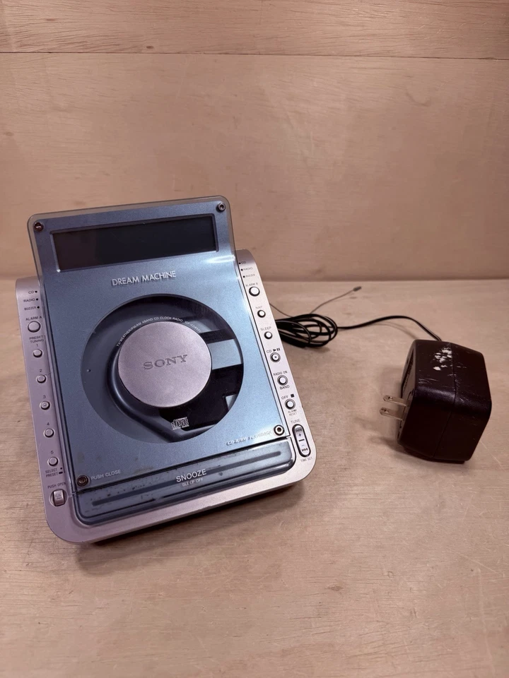Sony Dream Machine ICF CD855V CD Clock Radio Player Retro Tested Works Great - Image 2 of 4