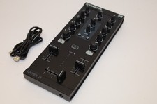 Native Instruments Traktor Kontrol Z1 DJ Mixi...
