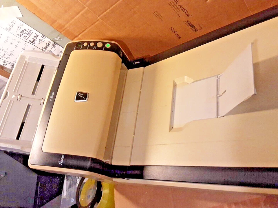 Fujitsu Fi-6230 High speed duplex document scanner with flatbed. - Image 4 of 4
