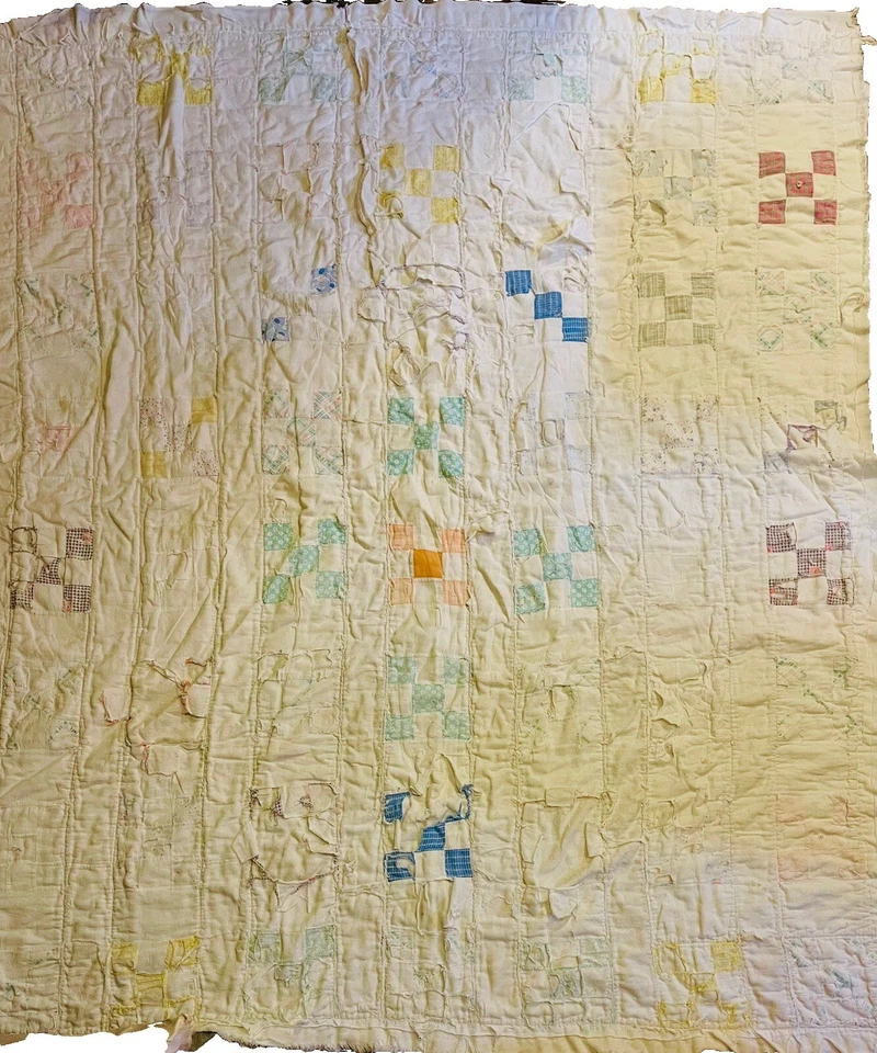 "Antiguo edredón vintage usado en mal estado country shabby chic 65,5""x 80""" Foto 4 de 4