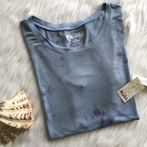 MUDD Soft Knit Tie-Dye T-shirt Stretch Blue Tee Size MEDIUM Juniors SS Shirt Top - Picture 3 of 3