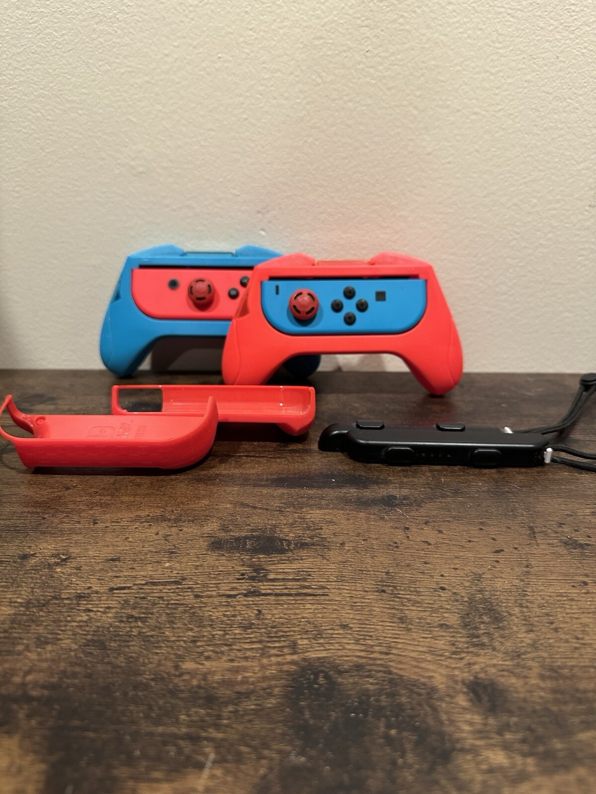 Nintendo Switch Accessory Bundle with Joy-Con Cases Grips Bumpers Straps-image