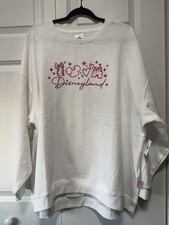 1X NWT Disneyland White embroidered Crew Sweatshirt