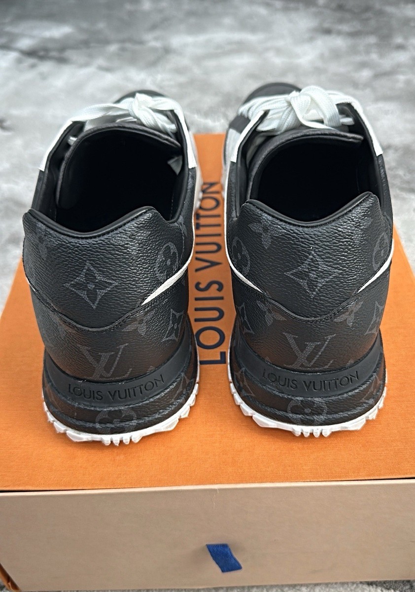 Authentic Louis Vuitton Run Away Grey/White/Black Mens Sneaker