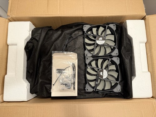 Corsair Carbide Clear 600C Inverse ATX Full Tower Case cc- 9011079-ww Black - Picture 11 of 11
