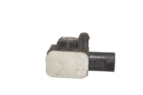 MERCEDES-BENZ B W246, W242 A1668210151 Aufprall-Sensor vorne rechts 30396404