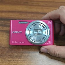 Pink SONY Cyber-shot DSC-W730 16.1 MP Digital Camera 8x Optical Zoom with Flash