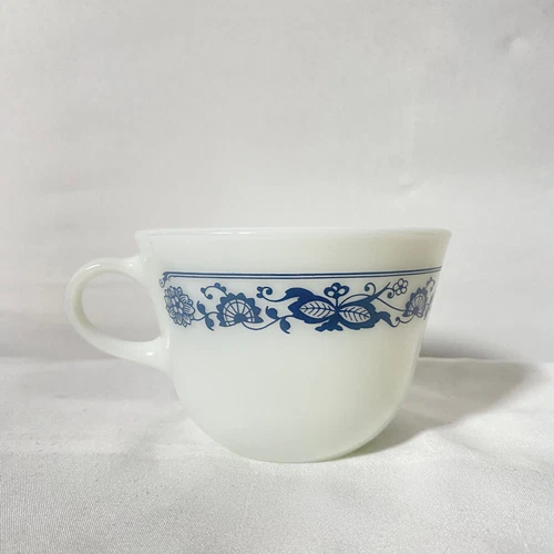 Vintage Corelle Old Town Blue ( Blue Onion ) Dinnerware - by the piece