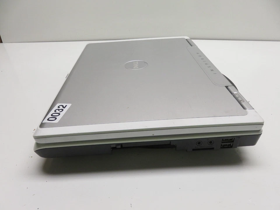 Dell Inspiron 1501 Laptop AMD Turion 64 MK-26 2GB Ram No HDD or Battery -Dim LCD - Image 4 of 4