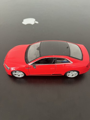 Audi RS5 Burago - Foto 3 di 6